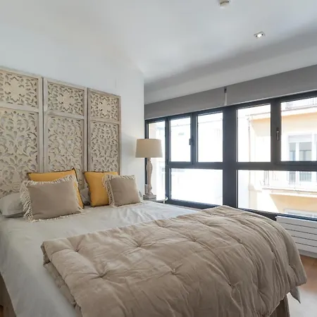 Chezmoihomes Plaza Nueva Premium