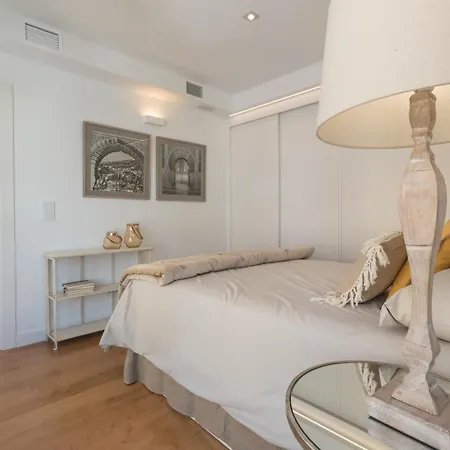 Chezmoihomes Plaza Nueva Premium Apartment