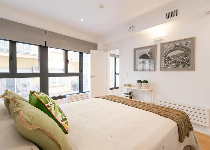 Chezmoihomes Plaza Nueva Premium