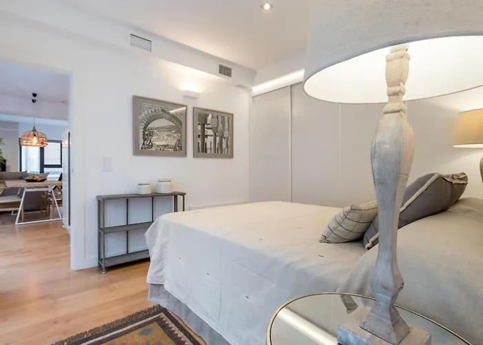 Apartamento Chezmoihomes Plaza Nueva Premium *